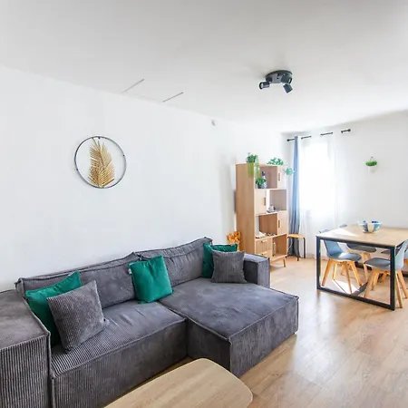 Magnifique Appartement, Διαμέρισμα Λα Σιοτά